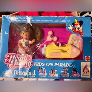 NIB VINTAGE 1990 HEART FAMILY KIDS ON PARADE VISITS DISNEYLAND PLUTO
